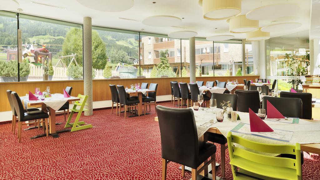 פוגן Alpina Zillertal . Family Lifestyle Kinderhotel מראה חיצוני תמונה