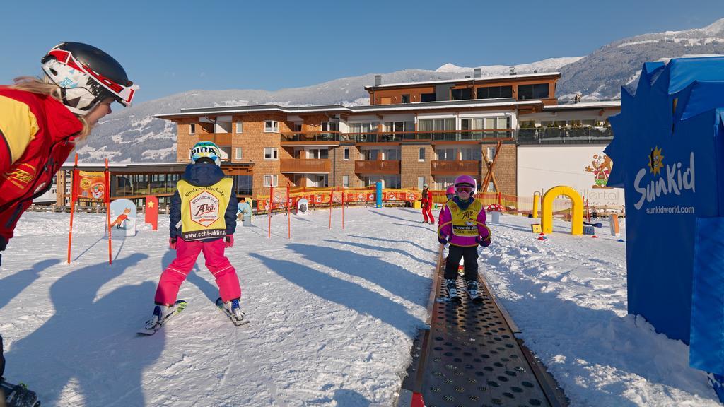 פוגן Alpina Zillertal . Family Lifestyle Kinderhotel מראה חיצוני תמונה