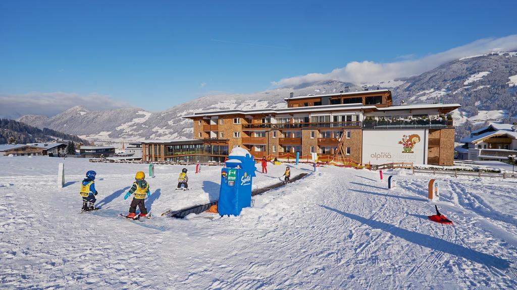 פוגן Alpina Zillertal . Family Lifestyle Kinderhotel מראה חיצוני תמונה