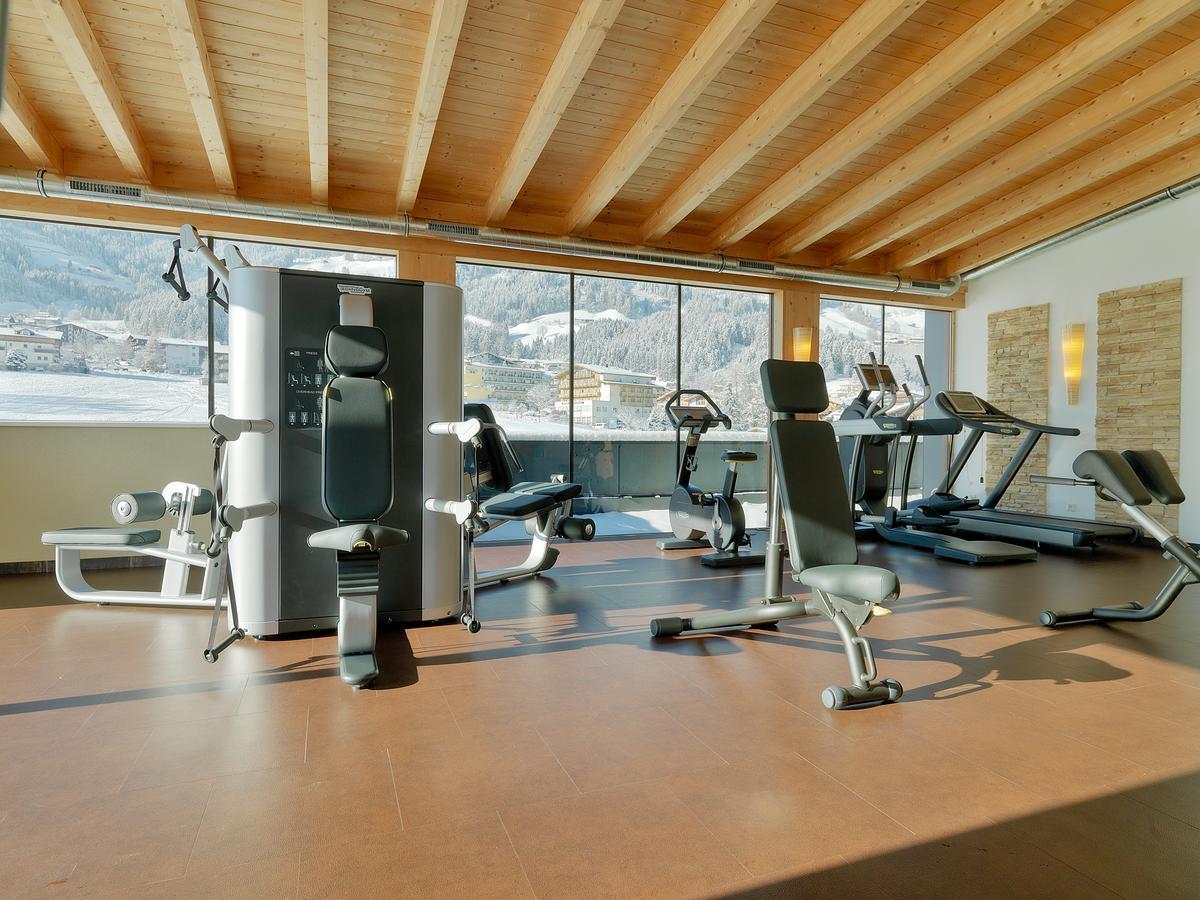 פוגן Alpina Zillertal . Family Lifestyle Kinderhotel מראה חיצוני תמונה